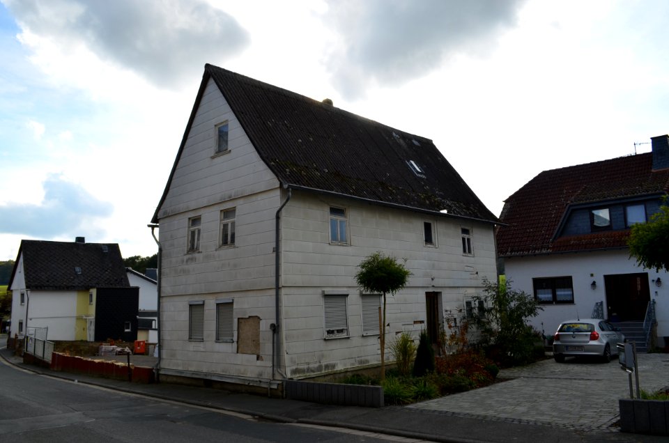Dietenhausen, Iserbachstraße 36
