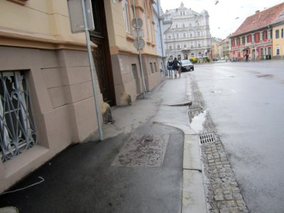 Dietrichsteinplatz-round-kerb