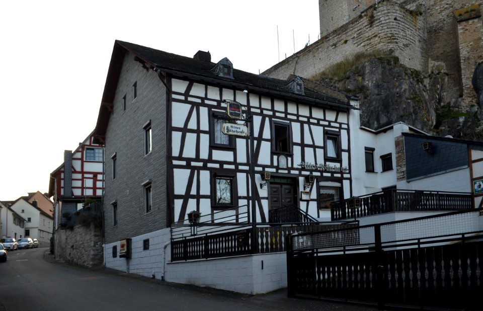 Dietkirchen, Lahnstraße 1