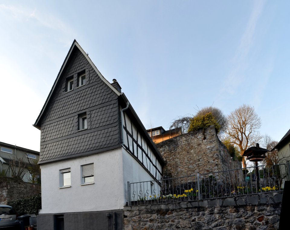 Dietkirchen, Lahnstraße 17