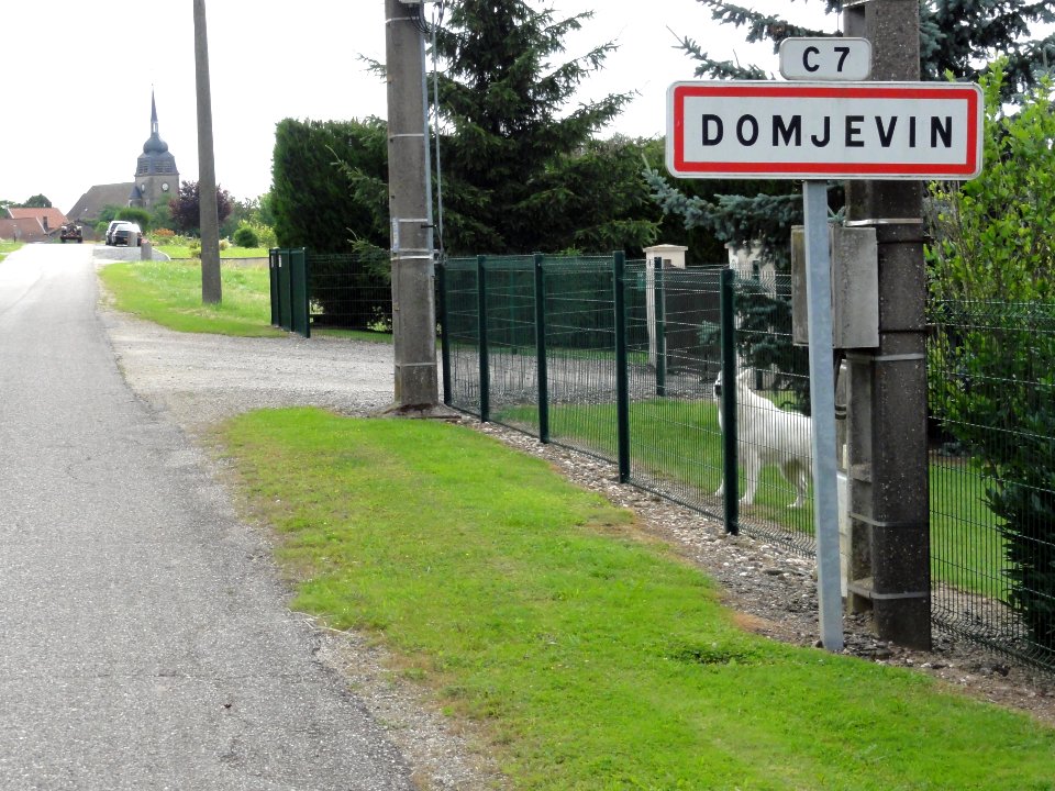 Domjevin (M-et-M) city limit sign