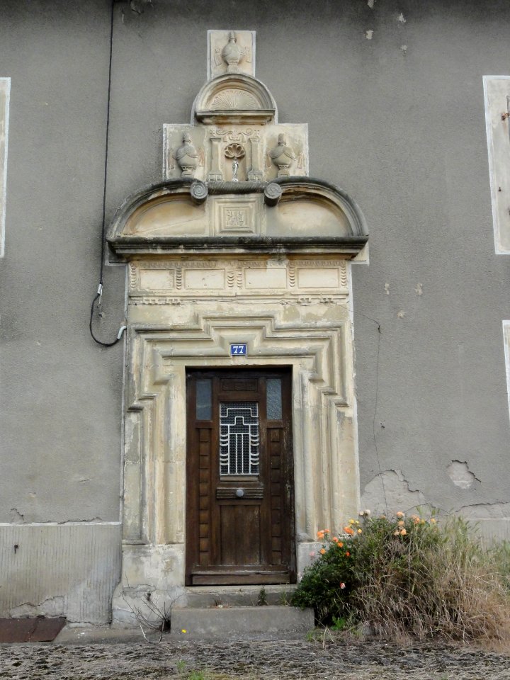 Domjevin (M-et-M) porte maison A