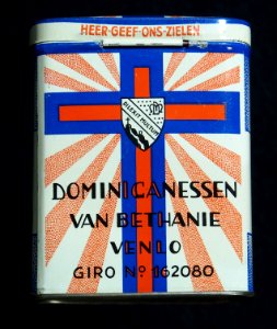 Dominicanessen van Bethanie Venlo collecte busje, foto1