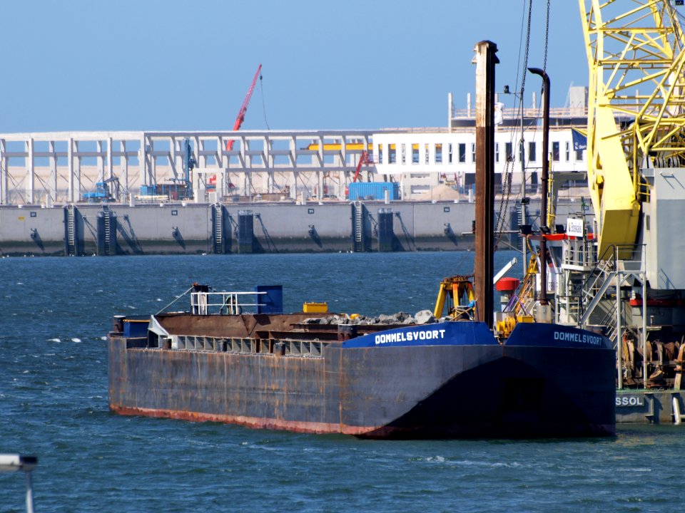 Dommelsvoort barge pic2