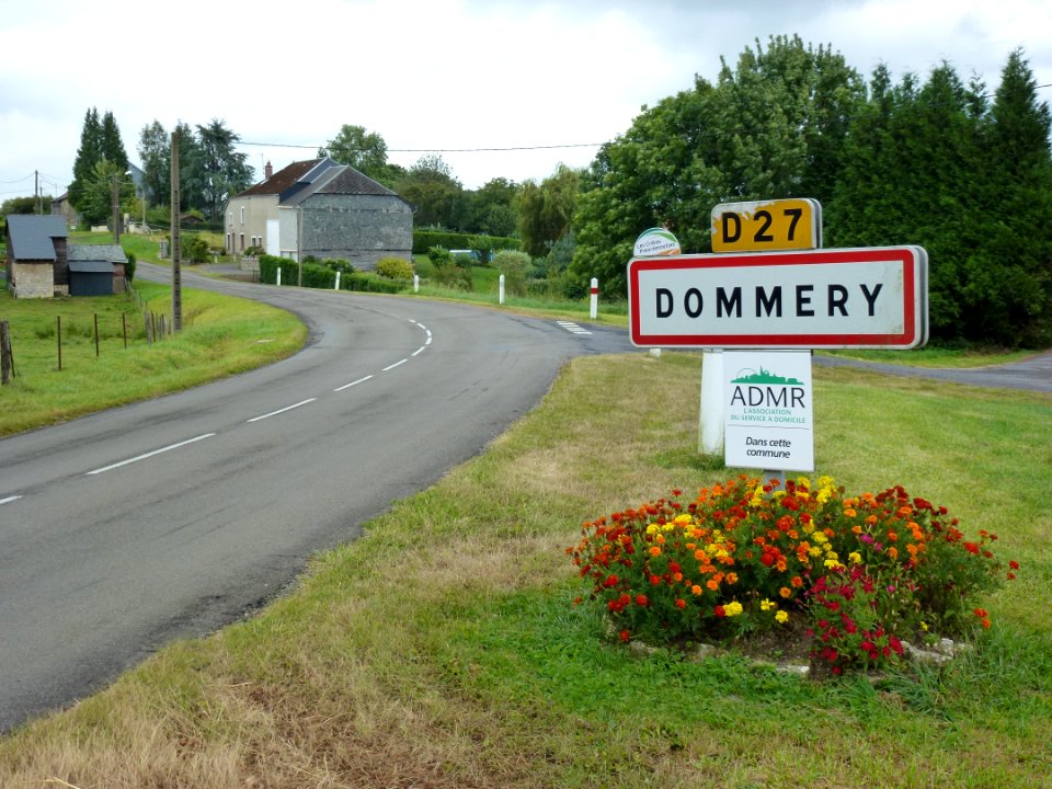 Dommery (Ardennes) city limit sign