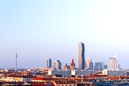 Donau City 4