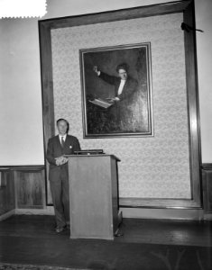 Donderdagmiddag heeft de voorzitter van het Concertgebouw te Amsterdam, mr. J.W., Bestanddeelnr 907-8255