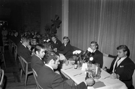 Diners, Bestanddeelnr 921-7272