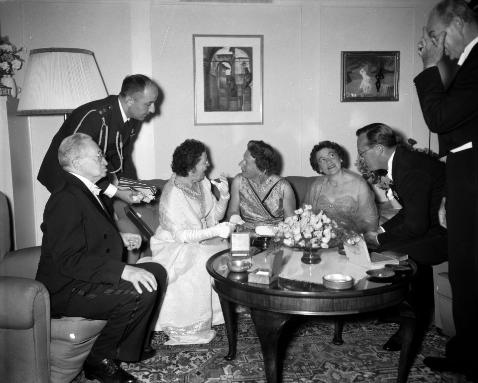 Diner aangeboden door de president van Israel aan het Koninklijk paar in de Amba, Bestanddeelnr 909-7146