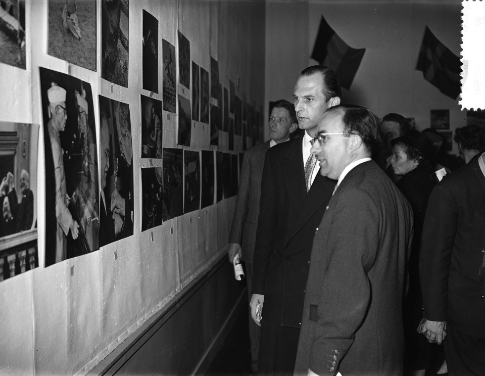 Diner tentoonstelling enz. Vereniging van Fotojournalist World Press foto 1955, Bestanddeelnr 907-4791