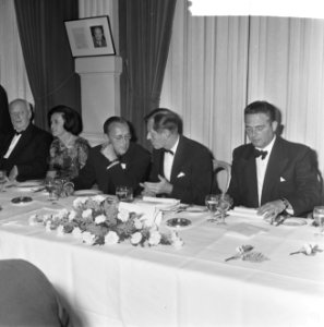 Diner Knickerbocker International in Amstelhotel tijdens diner, Bestanddeelnr 916-5838