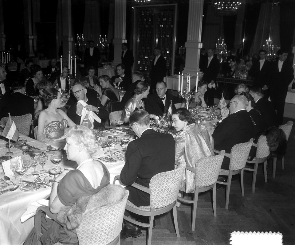Diner NDSM tewaterlating Bill, Bestanddeelnr 904-9510