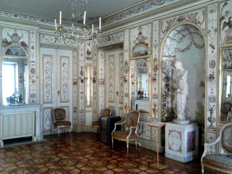 Dining Room in the White House 01
