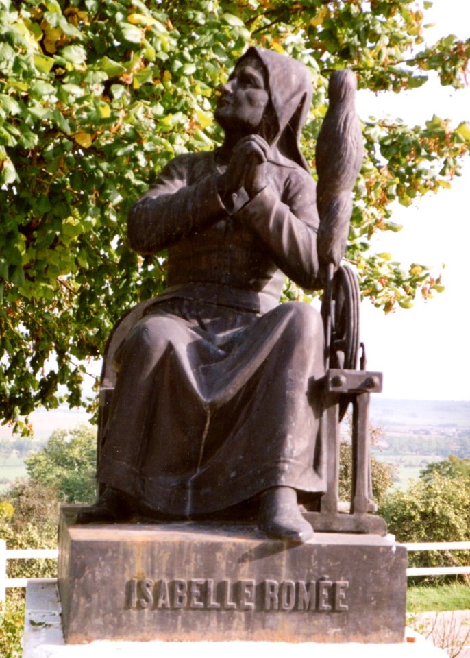 Domrémy, statue Isabelle Romée, mère de Jeanne d'Arc