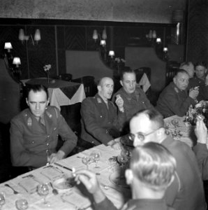 Diner Generaal Kruls, Bestanddeelnr 901-2109