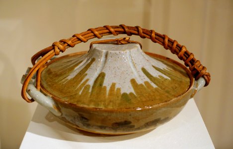 Donabe (lidded cooking dish), Japan, c. 1880 AD, glazed earthenware - Peabody Essex Museum - DSC07510