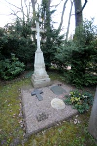 Ehrengrab Carl Mangold (Hauptfriedhof Kassel)