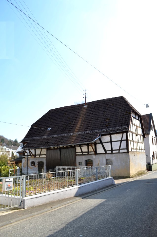 Ehlhalten, Am Brühl 1, Scheune