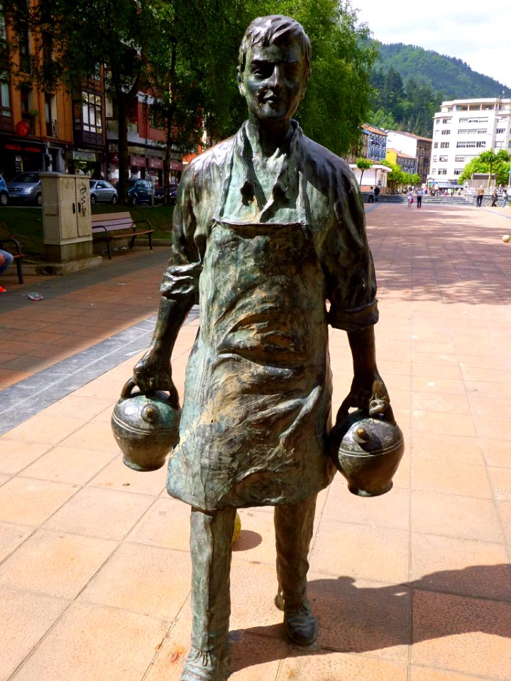 Eibar - Estatua de botijero