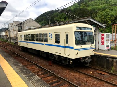 Eiden 724 atTakaragaike station 20200504