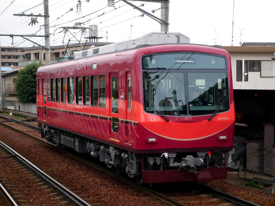 Eiden 722 after refurbishment approaching Shugakuin