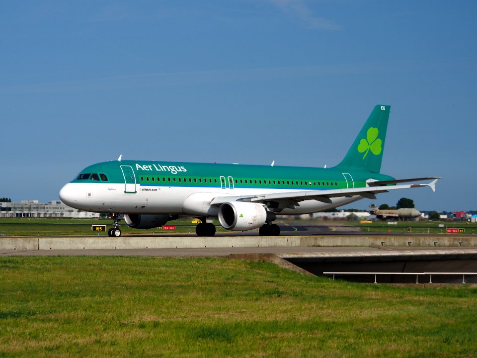 EI-DEG Aer Lingus Airbus A320-214 - cn 2272 pic1