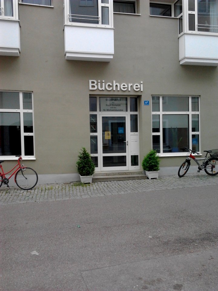 Eichstätt Pedettistr 4d -Eingang Bücherei