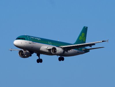 EI-CVA, landing at Schiphol on 2Feb2014 pic60