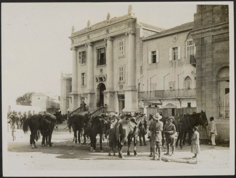 Egyptian official photograph. Jaffa Municipal Buildings. Welllington Mounted Rif, Bestanddeelnr 158-1915