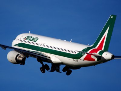 EI-DSB Alitalia Airbus A320-216 takeoff from Schiphol (AMS - EHAM), The Netherlands, 11june2014, pic-4