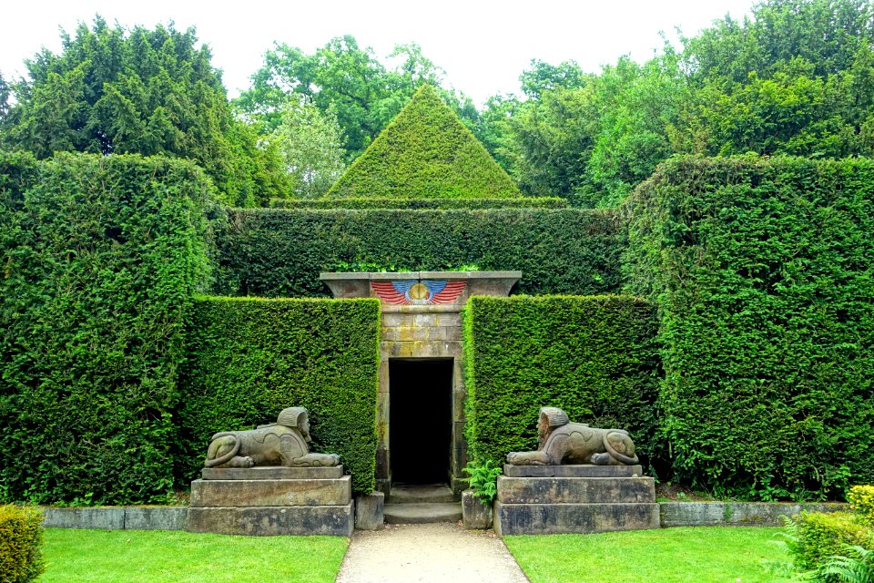 Egyptian portal - Biddulph Grange - Staffordshire, England - DSC09293