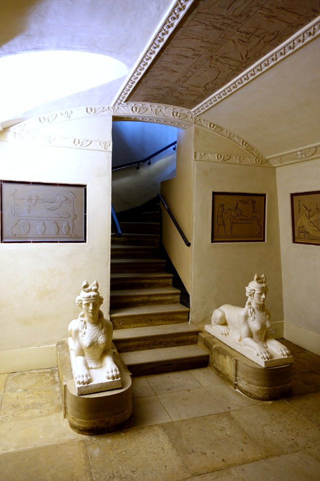 Egyptian entry hall - Stowe House - Buckinghamshire, England - DSC07072
