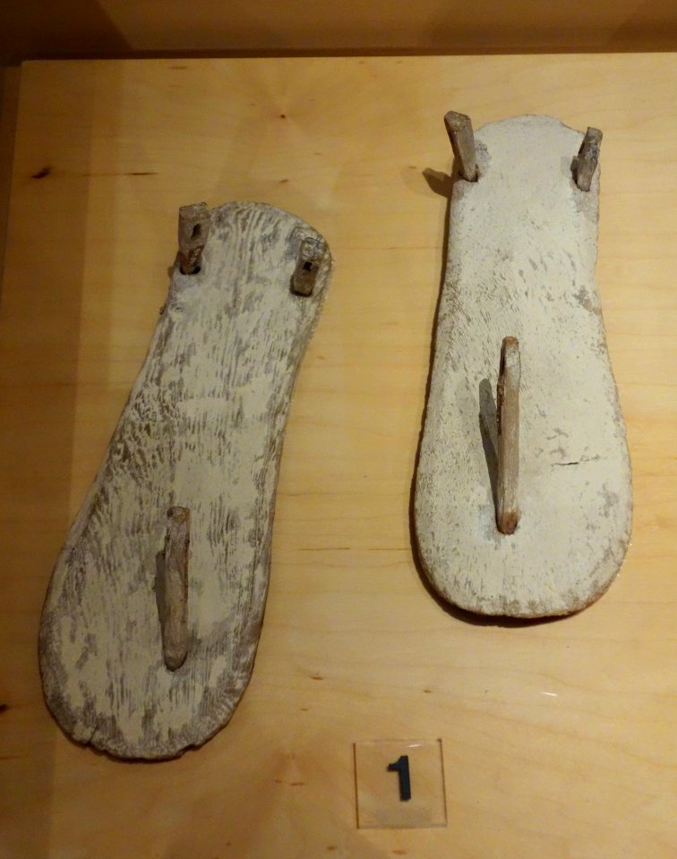 Egyptian funerary sandals, 2565-2278 BC, gessoed wood - Bata Shoe Museum - DSC00007