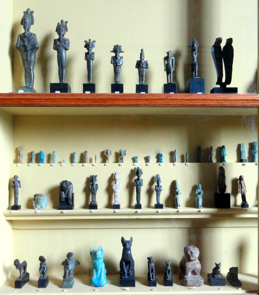 Egyptian statuettes - Thorvaldsens Museum - DSC08749