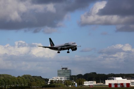 EI-IMM EHAM 1