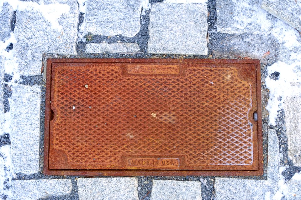 Ej Made in USA street hole cover - Beacon Hill - Boston, MA - DSC02366