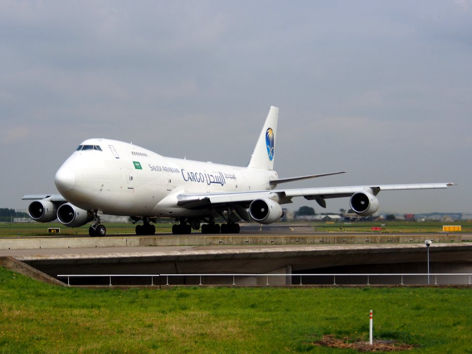 EK74799 Saudi Arabian Airlines Boeing 747-281B(SF) - cn 24399 taxiing 14july2013 pic-003