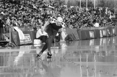 EK schaatsen heren in Den Haag Leo Visser in actie, Bestanddeelnr 934-1752