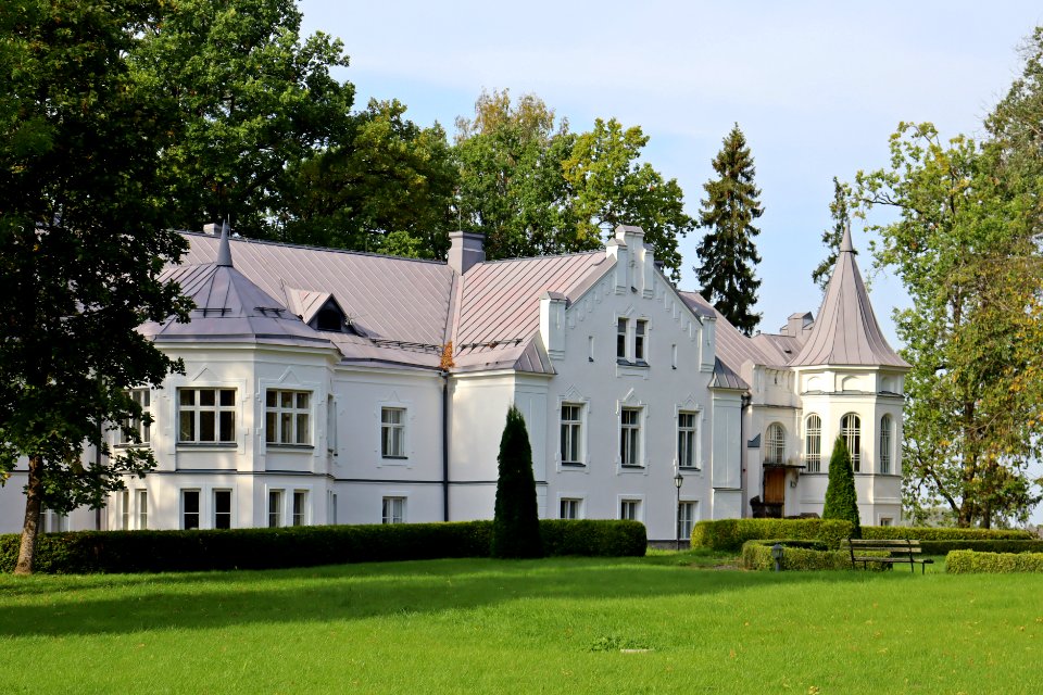 Eivere Manor house
