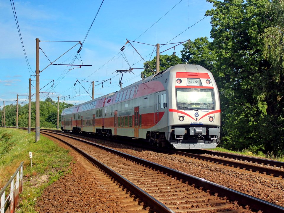 EJ575-003, Литва, Каунасский уезд, перегон Кайшядорис - Жасляй (Trainpix 135510)