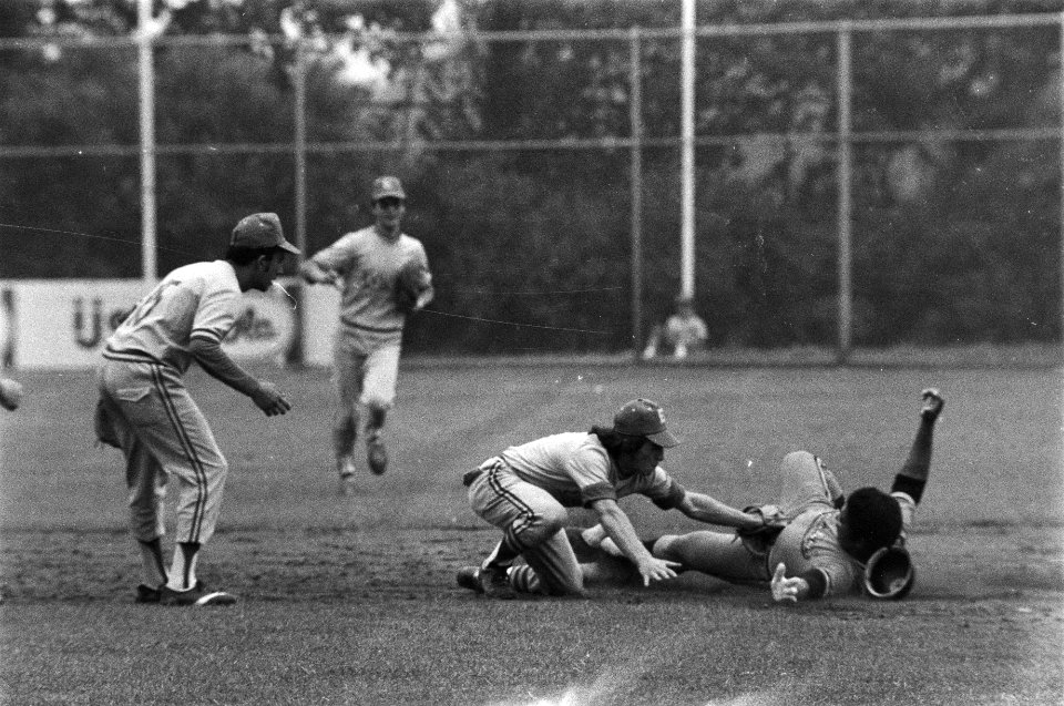 EK honkbal in Haarlem Nederland tegen Belgie spelmomenten, Bestanddeelnr 929-2806