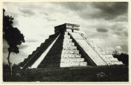 El Castillo , den centrala pyramiden - SMVK - 0307.f.0013