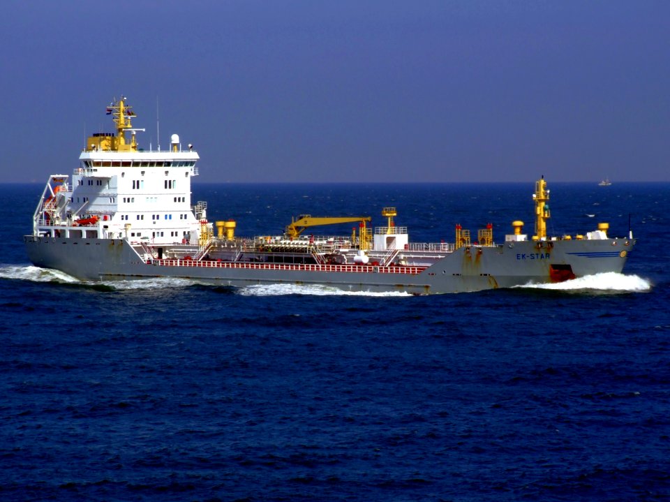 EK-Star p2 approaching Port of Rotterdam, Holland 19-Apr-2007