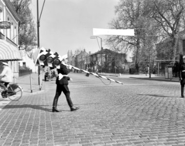 Eindhoven draagbare verkeerspaal met licht, Bestanddeelnr 934-5465
