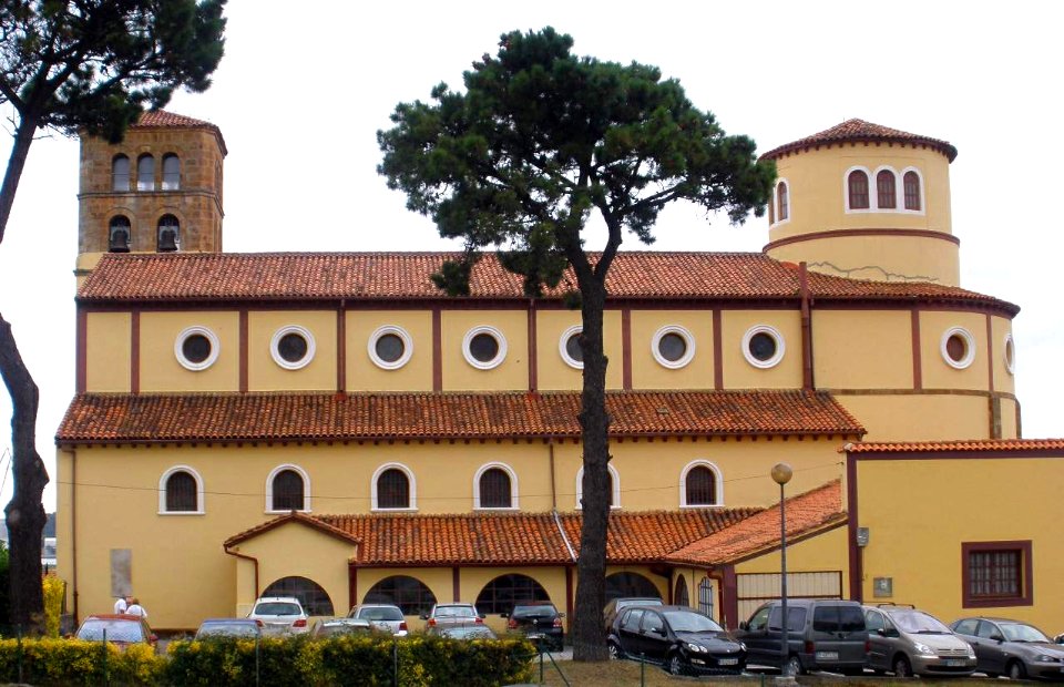 El Astillero - Iglesia de San Jose 08