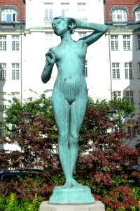 Eko by Gusten Lindberg (1852-1932), 1911 - Strandvägen, Stockholm, Sweden - DSC09687