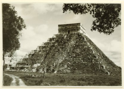El Castillo , den centrala pyramiden - SMVK - 0307.f.0009