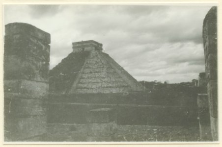 El Castillo , den centrala pyramiden - SMVK - 0307.f.0023