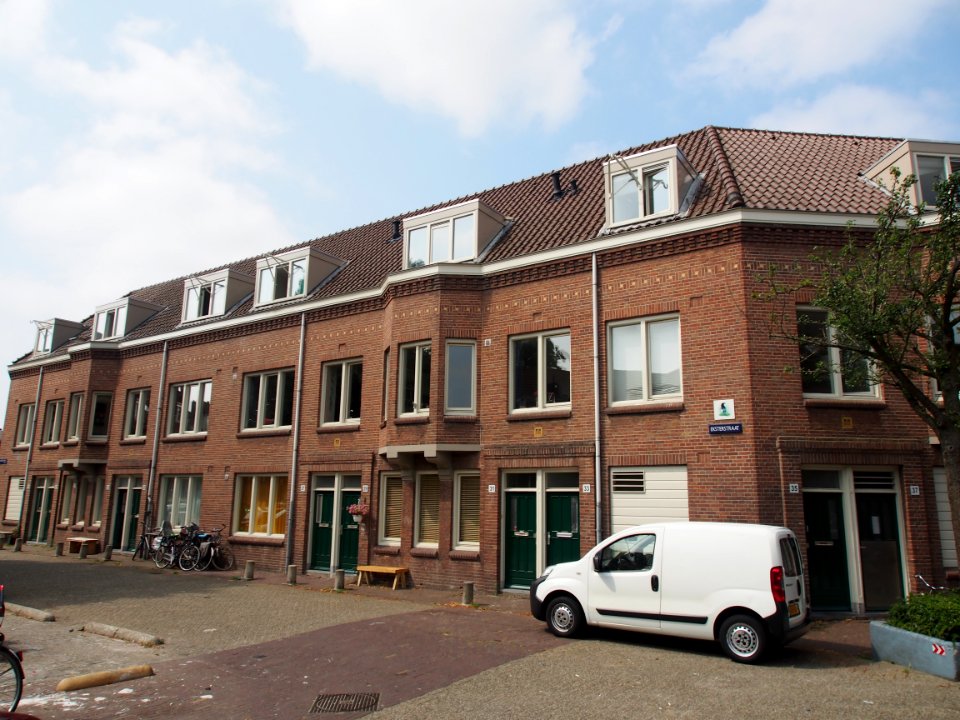 Eksterstraat 33 en lager