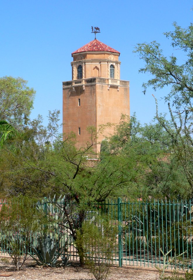 El Con water tower (Tucson) from SE 1